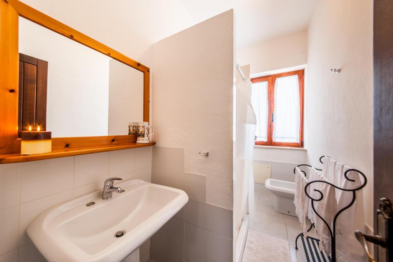 La Casa Di Mannazzotta 1 Bed & Breakfast Castelsardo Eksteriør bilde