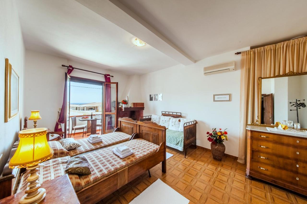 La Casa Di Mannazzotta 1 Bed & Breakfast Castelsardo Eksteriør bilde